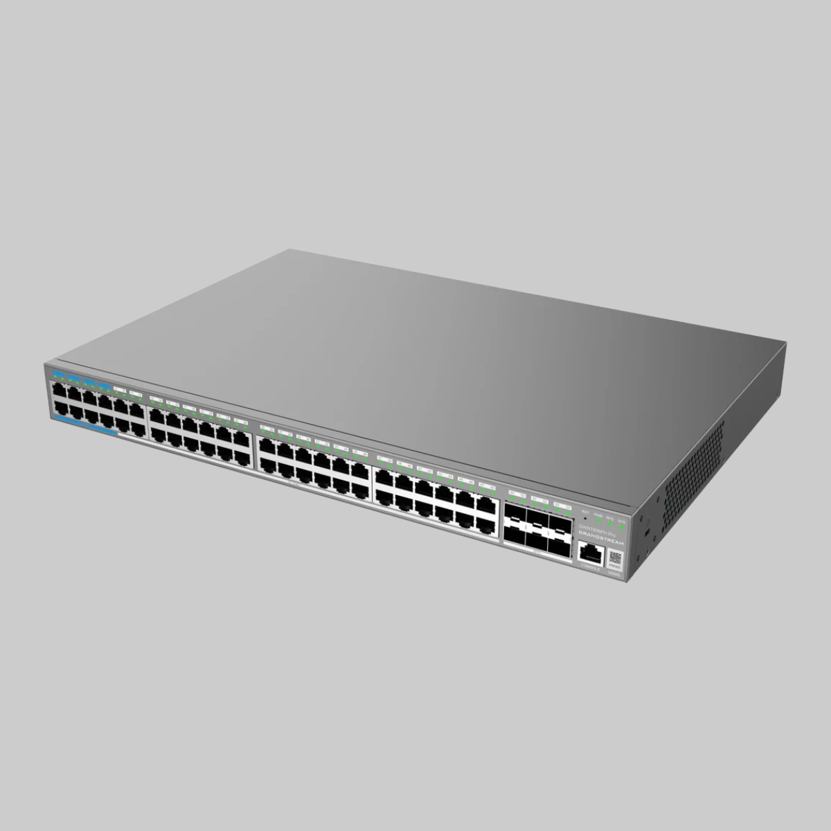 Switch PoE Grandstream GWN7806PH Pro en perspectiva con 48 puertos Gigabit, SFP+ y chasis gris