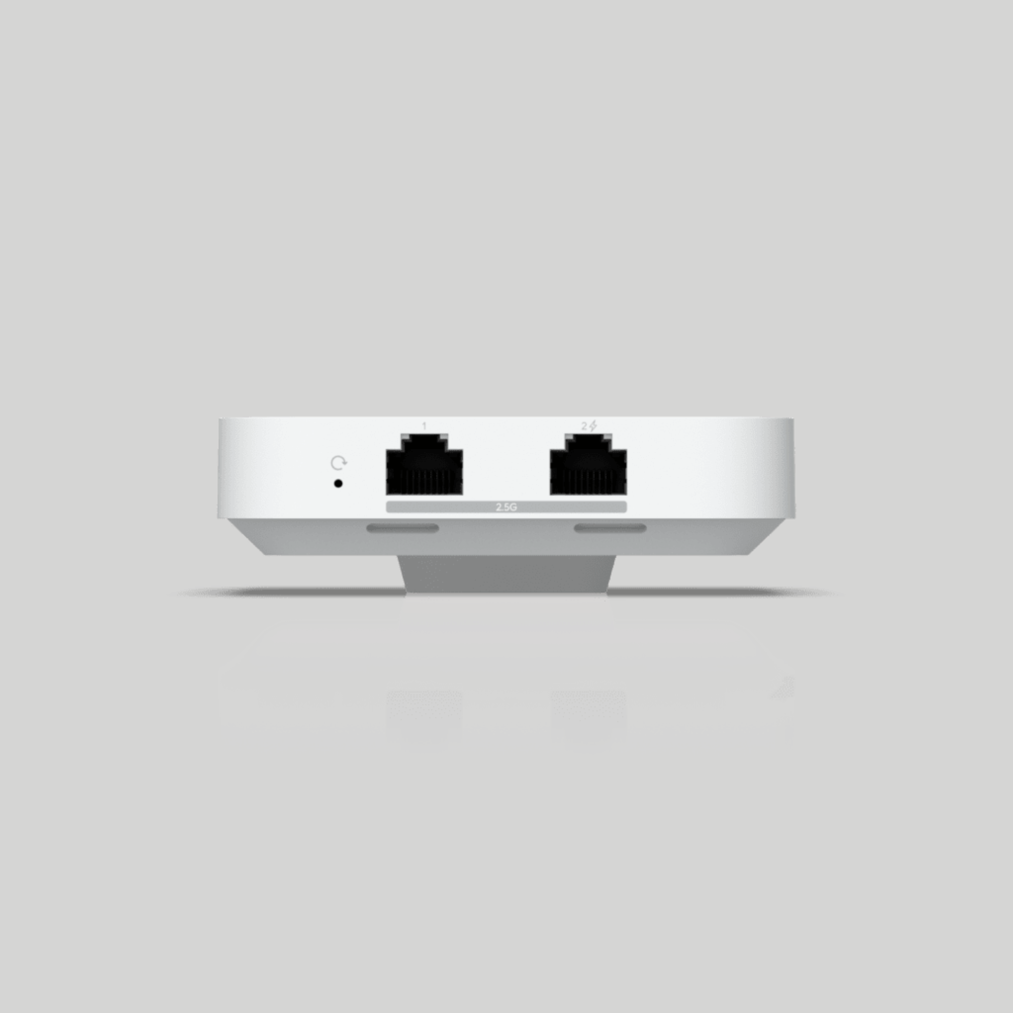 Puertos Ethernet 2.5G del U7 In-Wall Ubiquiti para conectar red cableada y WiFi 7 en oficinas