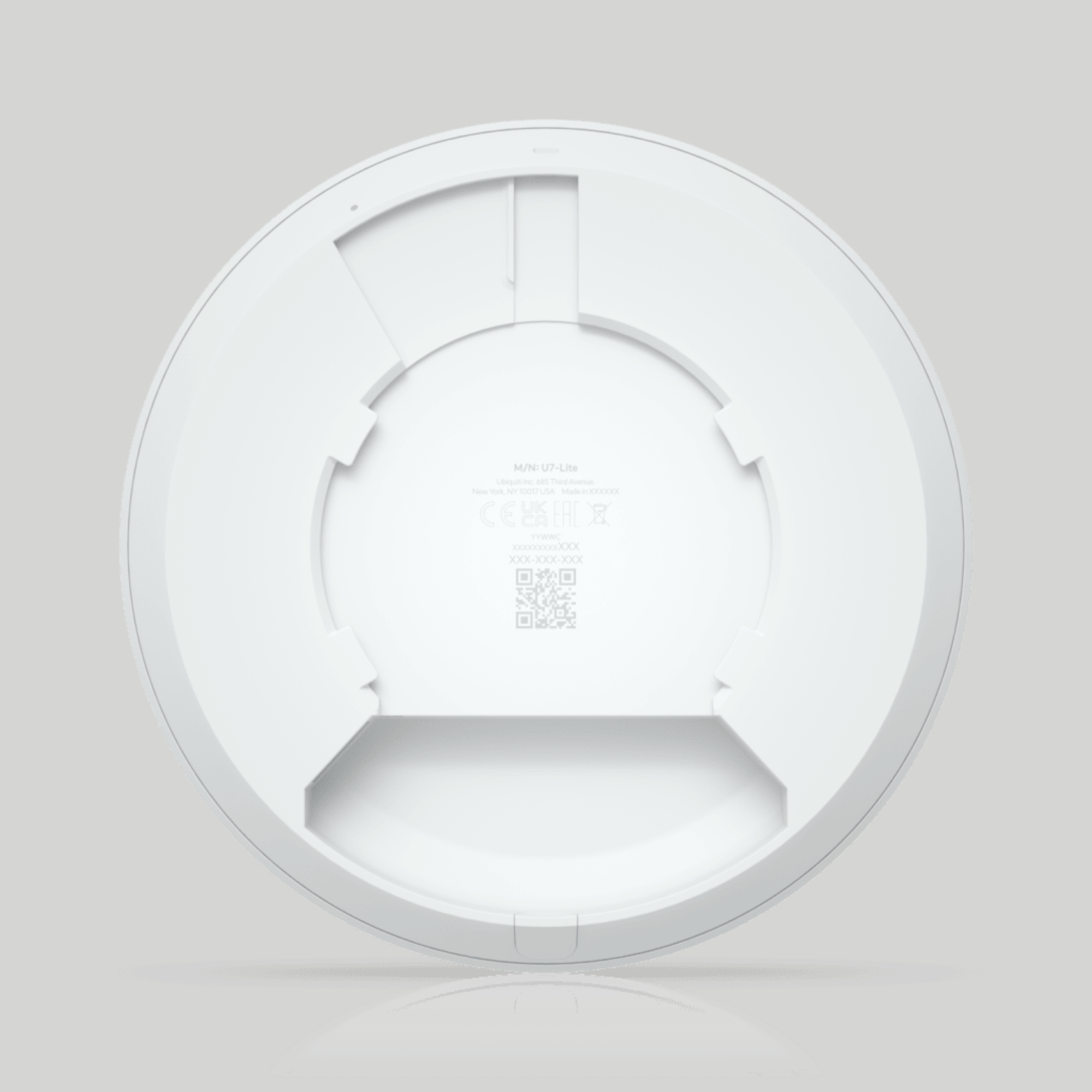 Base trasera del punto de acceso UniFi U7 Lite con diseño circular y sistema de montaje para techo