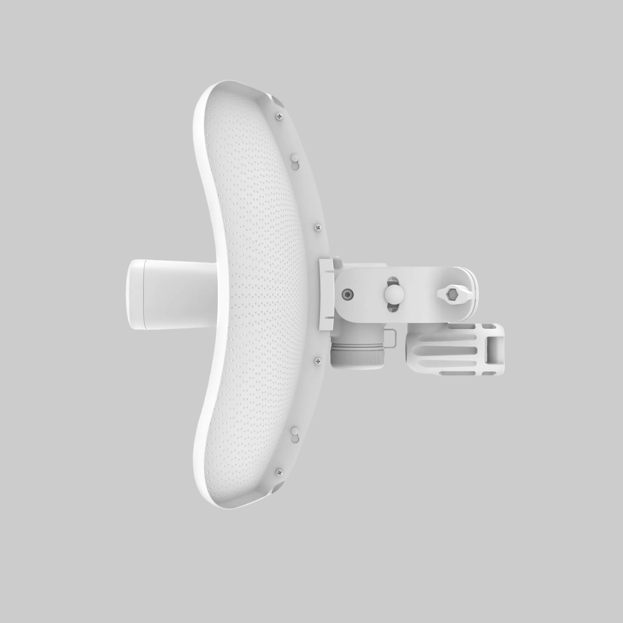 Antena direccional Ubiquiti 5GHz con estructura curva y alta ganancia para enlaces punto a punto