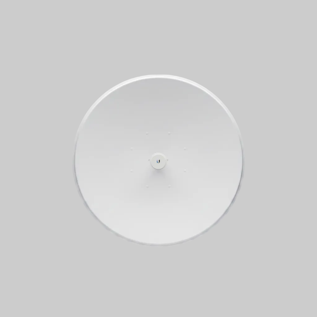 ubiquiti pbe-5ac-620 vista frontal centrada del plato 5ghz para enlace punto a punto exterior