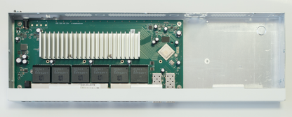 Switch Smart Capa 3 Mikrotik CRS326-24G-2S+RM, 24 Eth Gb 2 SFP+ 512MB RAM