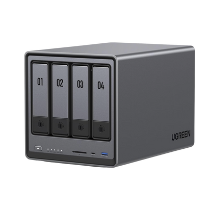 NAS Ugreen NASync DXP4800 Plus vista frontal con 4 bahías para discos duros