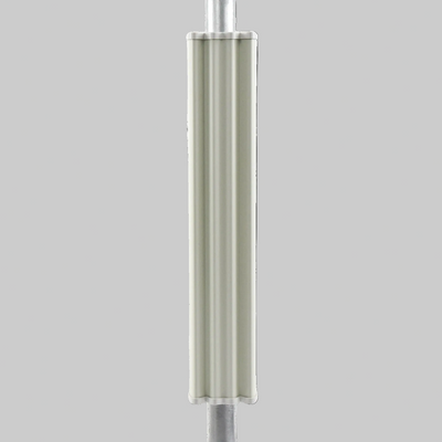 antena sectorial Ubiquiti 90 grados 5GHz estructura vertical aluminio para base station vista lateral derecha