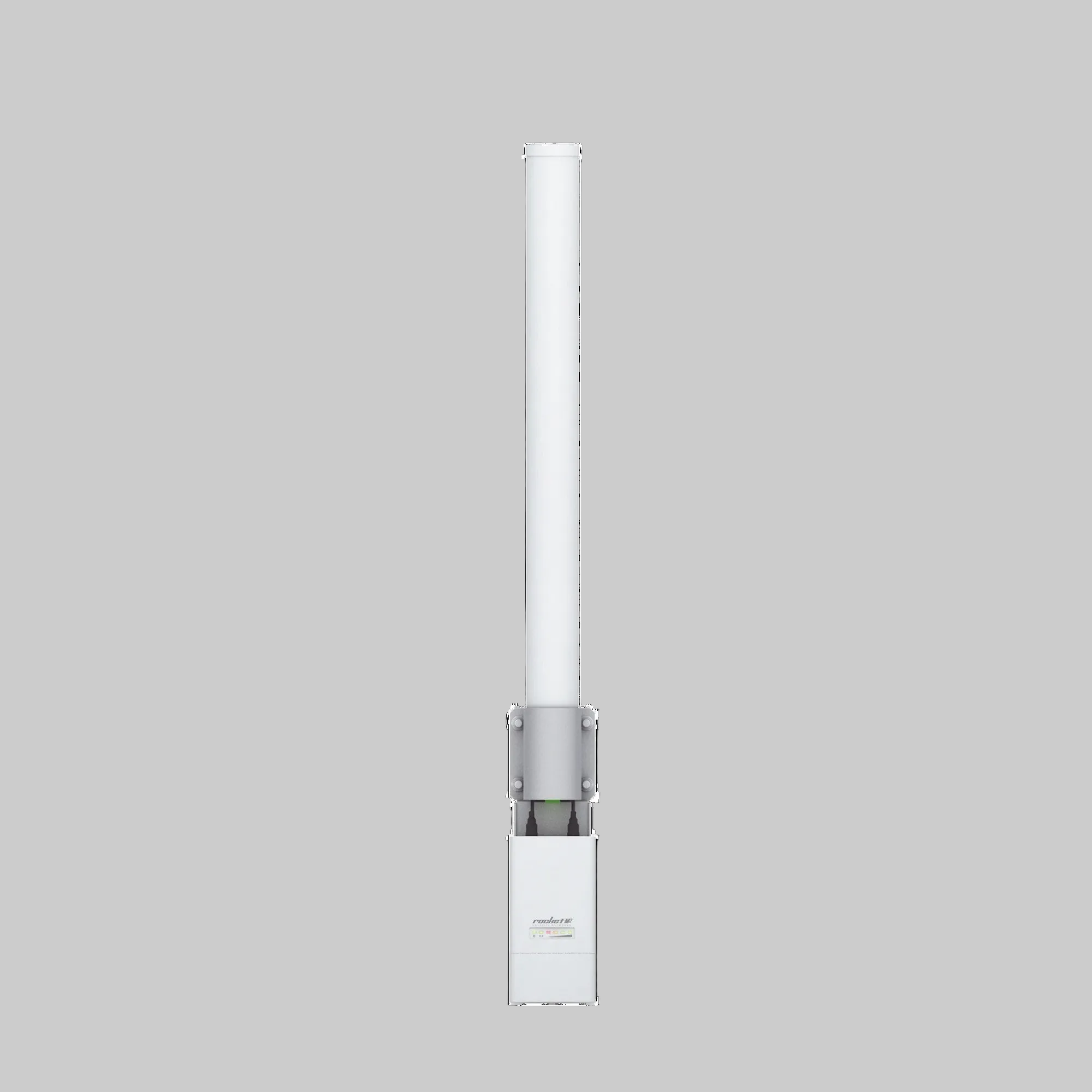 Antena omnidireccional Ubiquiti AMO-5G13 5GHz vertical blanca con montaje central para cobertura 360° exterior