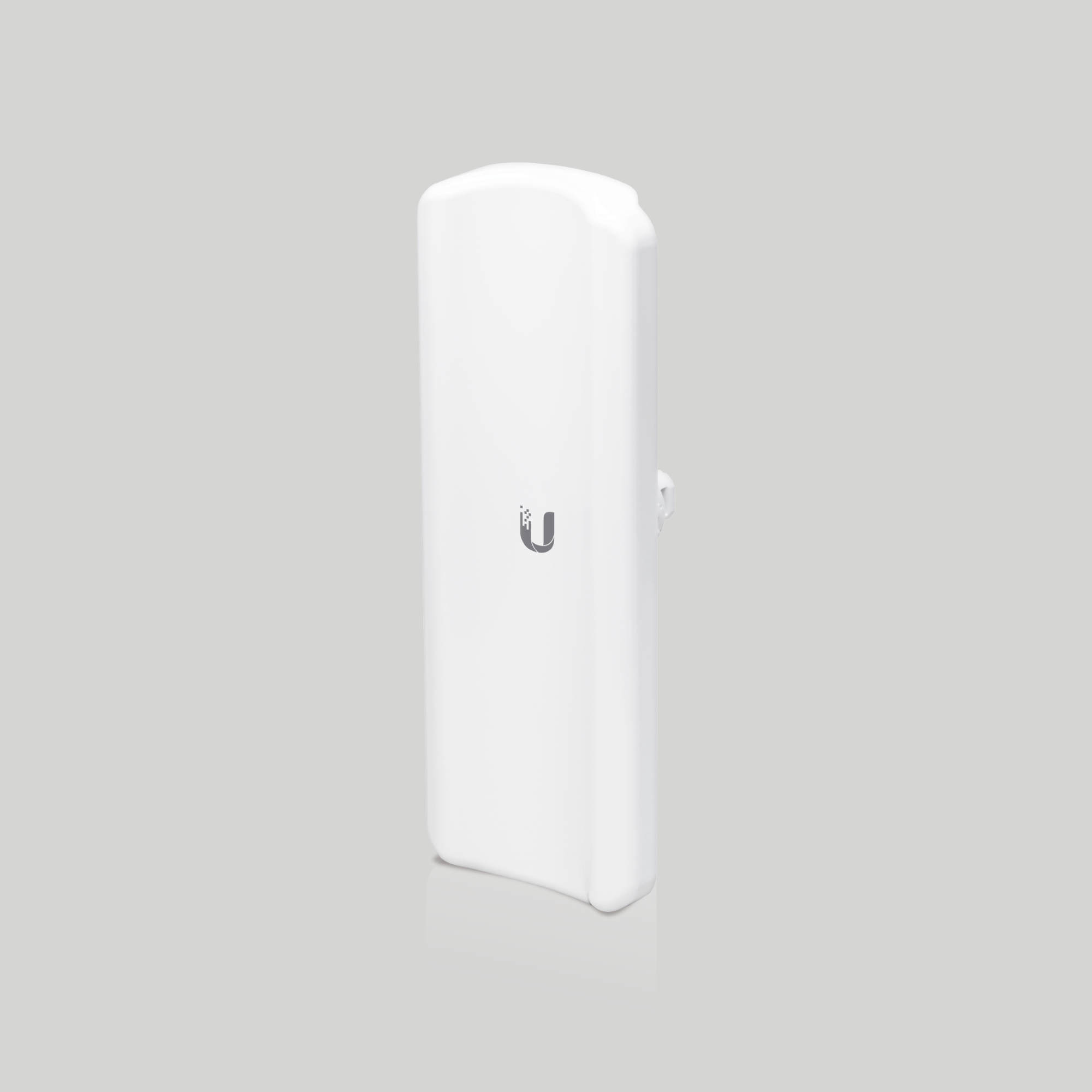 LiteAP GPS airMAX Ubiquiti vista frontal blanca diseño compacto para estación base WISP 2x2 MIMO exterior