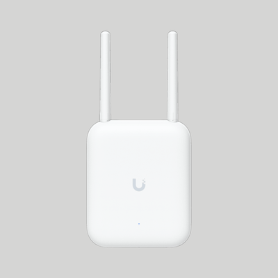Access point WiFi 7 Ubiquiti U7 con antenas externas blancas para mayor cobertura en oficinas