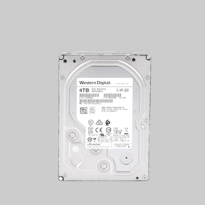 HDD 4TB WD Ultrastar para servidores con carcasa resistente y alto rendimiento en operación 24/7