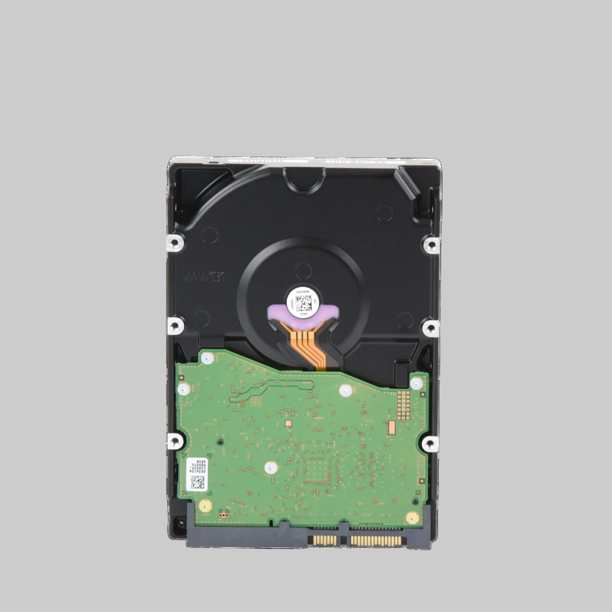 disco duro WD Enterprise 4TB con circuito electrónico inferior visible para uso en servidores y almacenamiento de datos crítico