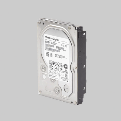 Disco duro enterprise 8TB Western Digital Ultrastar HUS728T8TALE6L4 3.5 pulgadas vista frontal para servidores y NAS