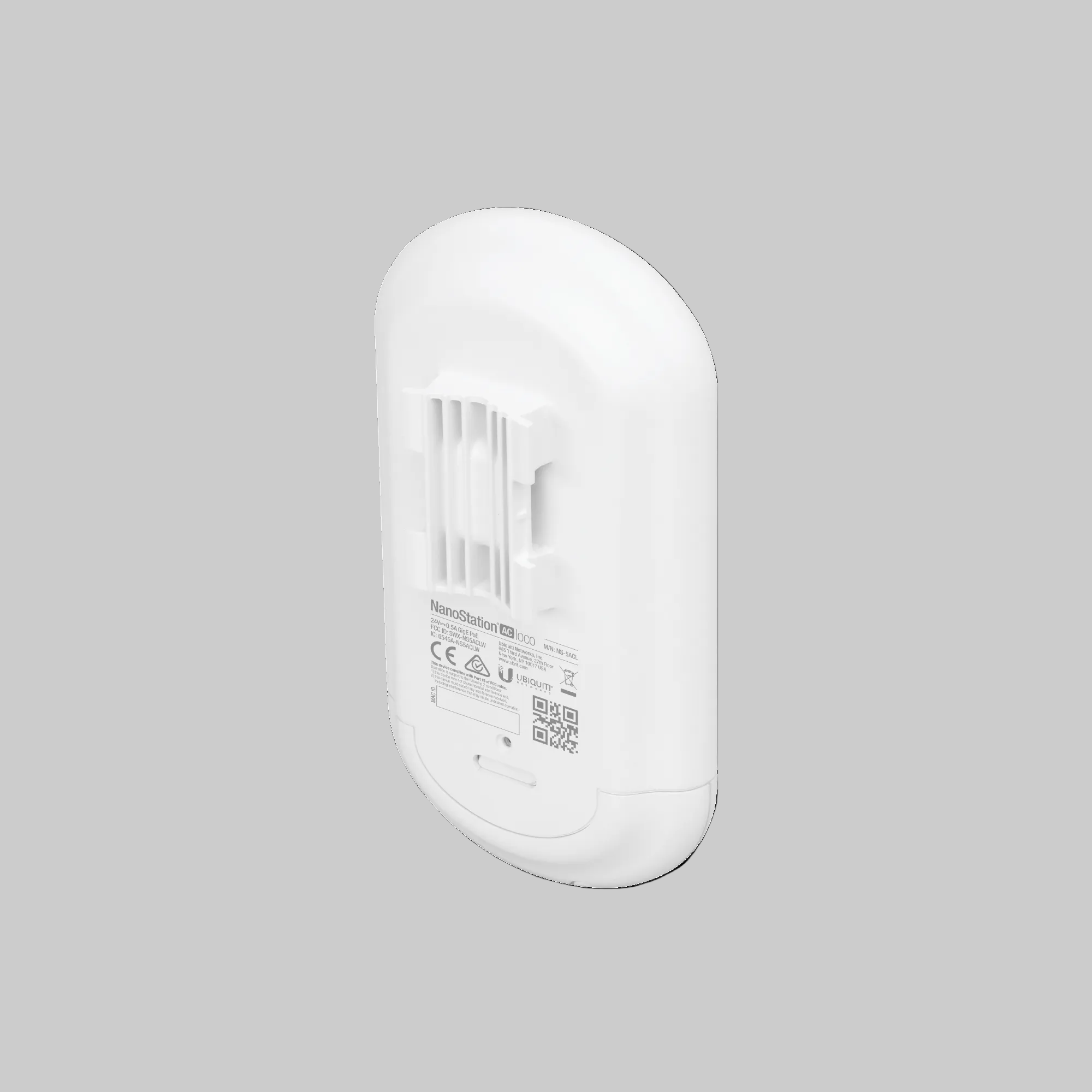 Puerto Ethernet PoE en Ubiquiti Loco5AC 5GHz detalle de conexión para red inalámbrica estable