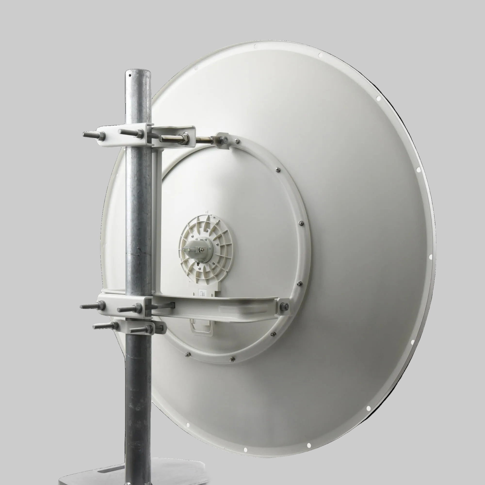 Parte trasera de RocketDish RD-5G34 Ubiquiti con soporte para instalación profesional en poste exterior