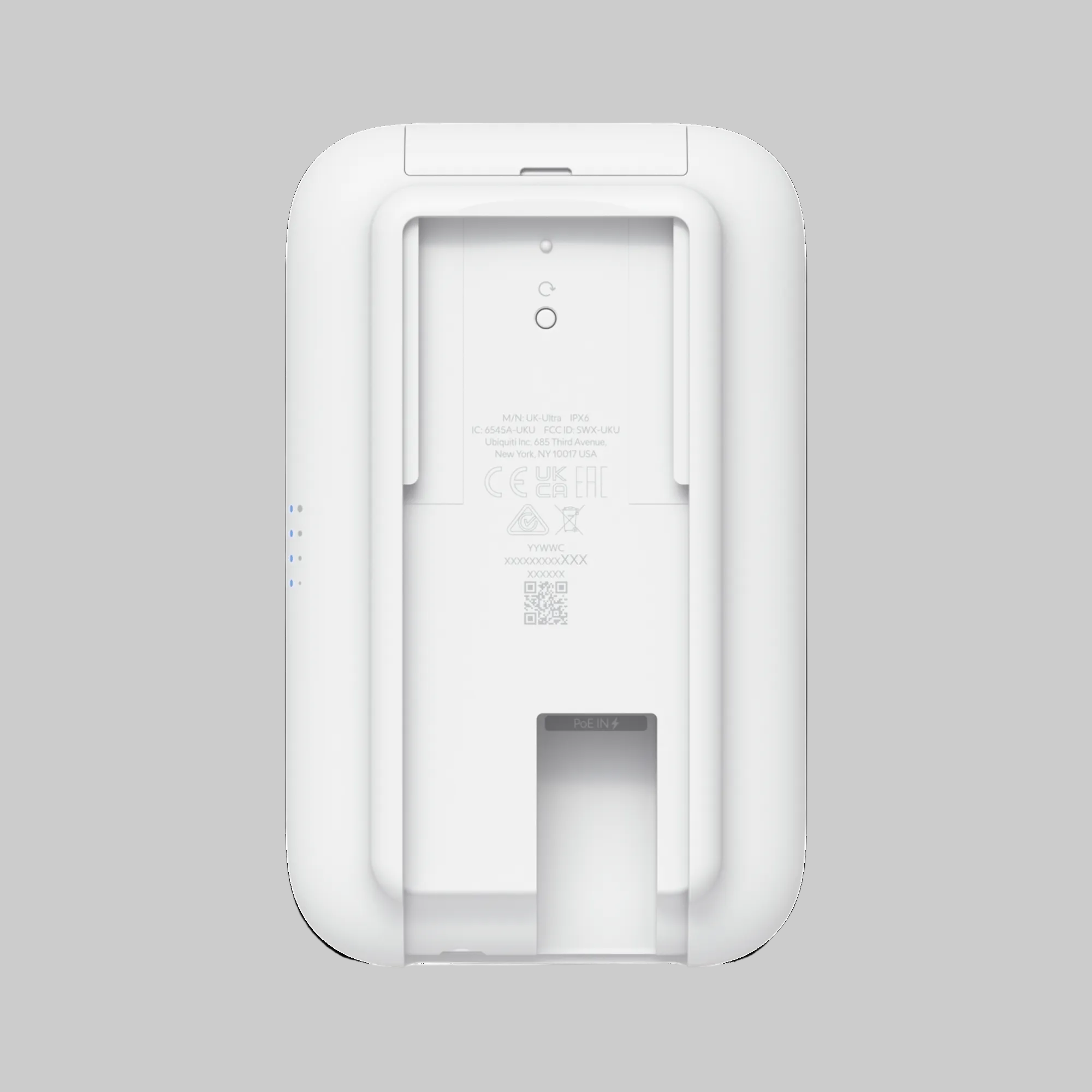 Parte trasera del access point UniFi UK-Ultra con soporte de montaje y entrada PoE IN visible