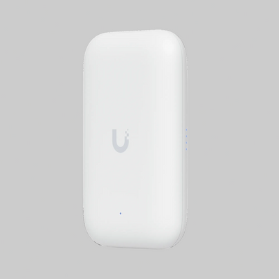 AP UniFi UK-Ultra blanco de frente, carcasa redondeada con logo central y LED indicador azul