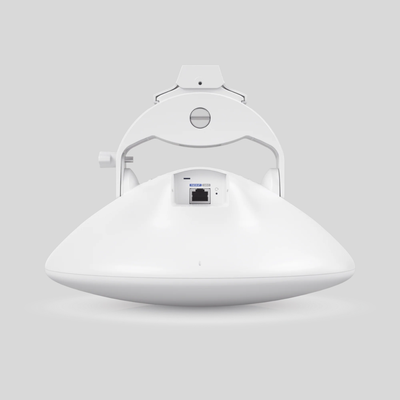 ubiquiti wave nano vista frontal centrada con plato circular blanco para radio ptp de exterior